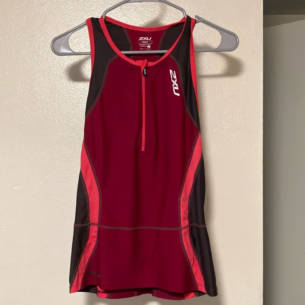 2XU Sleeveless Triathlon Jersey. Size:M